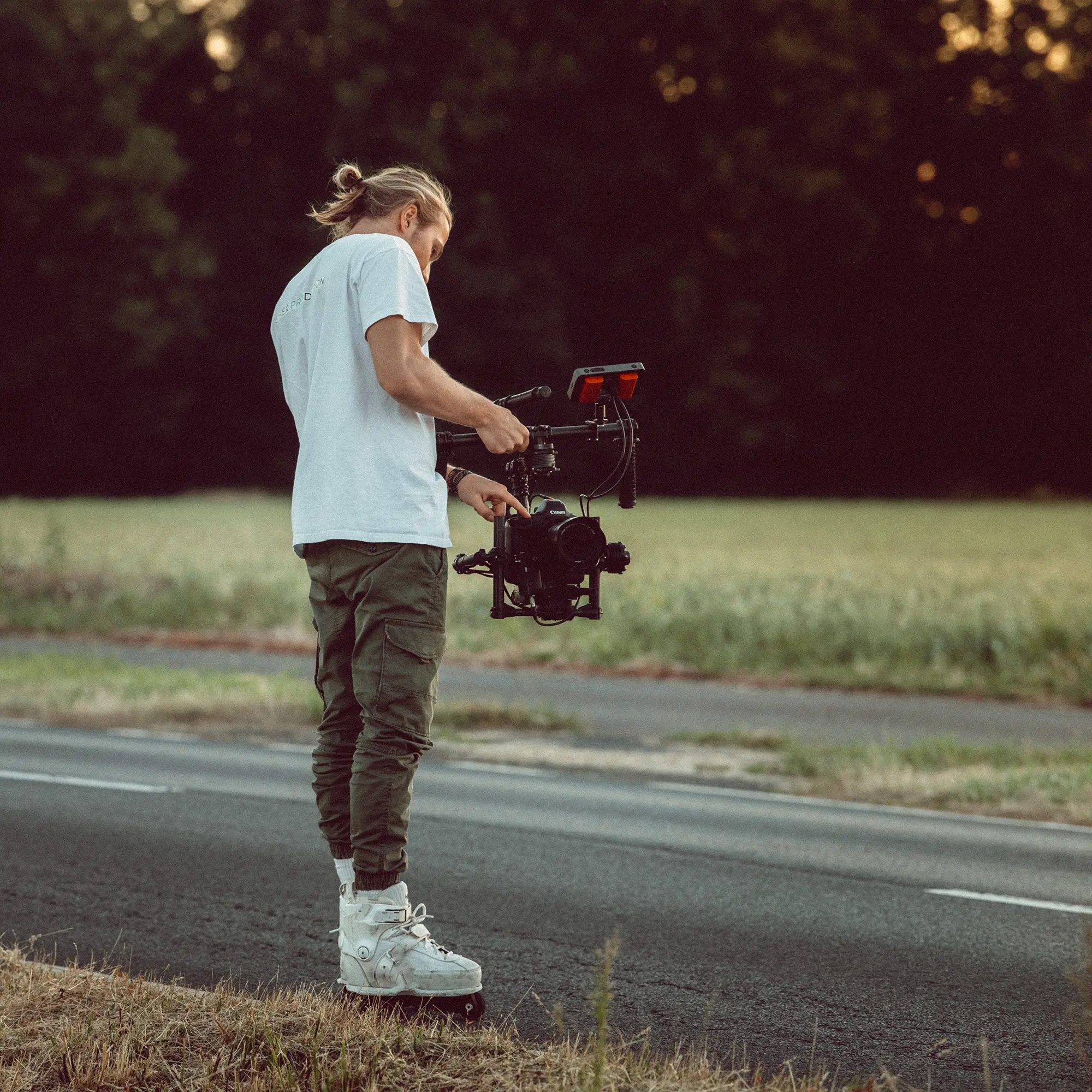 [Cologne] Toyota Supra Day 2019 person operating camera with skates